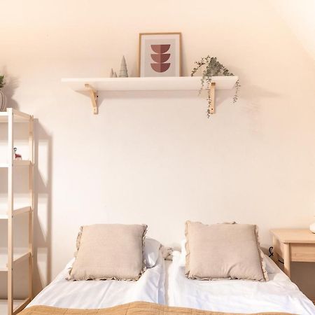 2Ndhomes Cozy & Compact Top Floor Studio In Erottaja Helsinki Kültér fotó