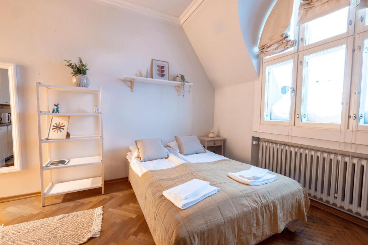 2Ndhomes Cozy & Compact Top Floor Studio In Erottaja Helsinki Kültér fotó